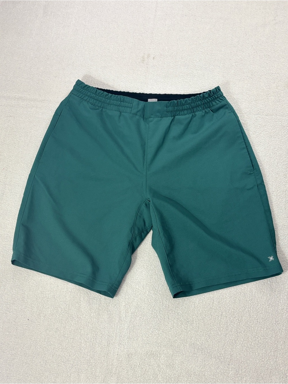 Kenneth Cole Active Tech Shorts Men's Size M Dark Teal Green Lined Athletic